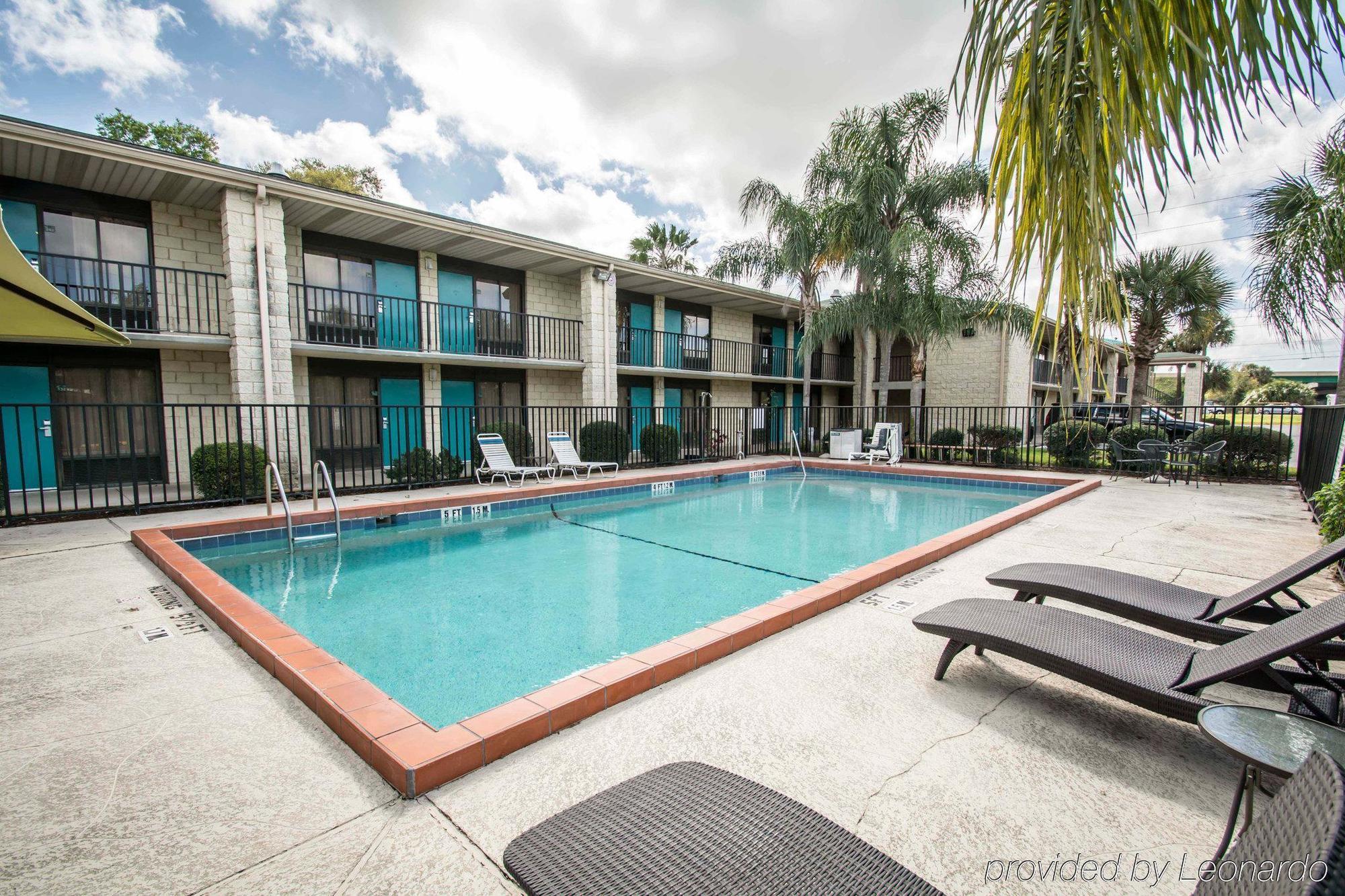 Quality Inn & Suites Orlando Airport Eksteriør bilde