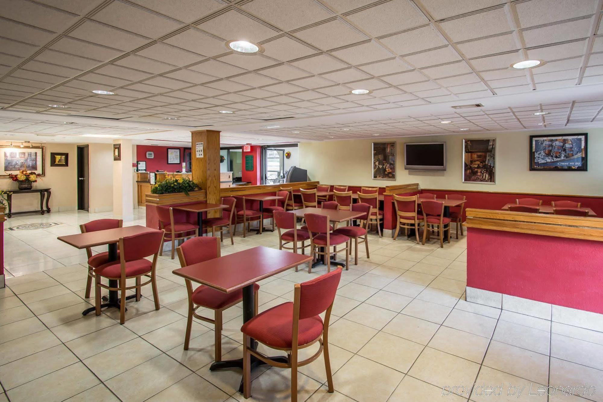Quality Inn & Suites Orlando Airport Eksteriør bilde