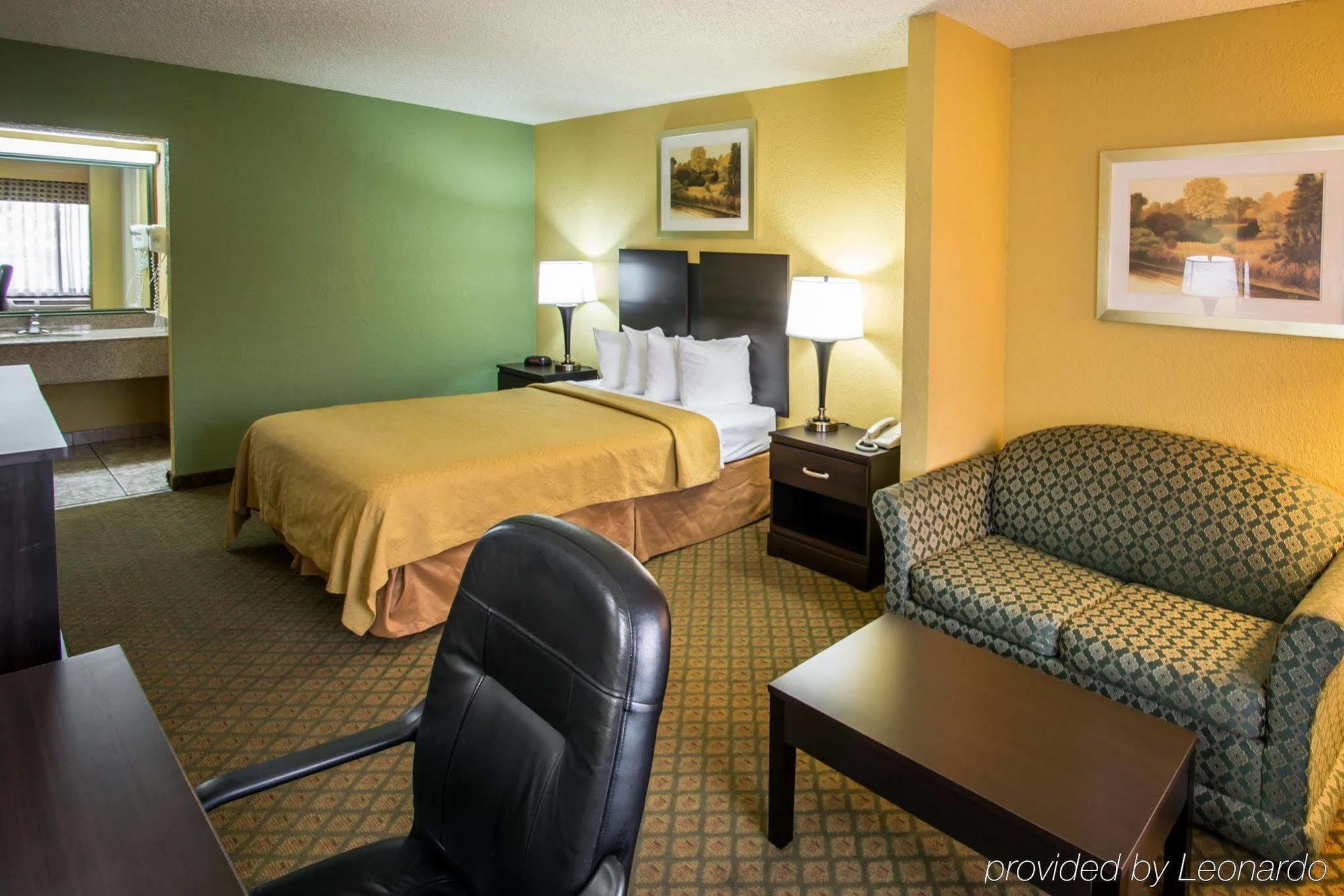 Quality Inn & Suites Orlando Airport Eksteriør bilde