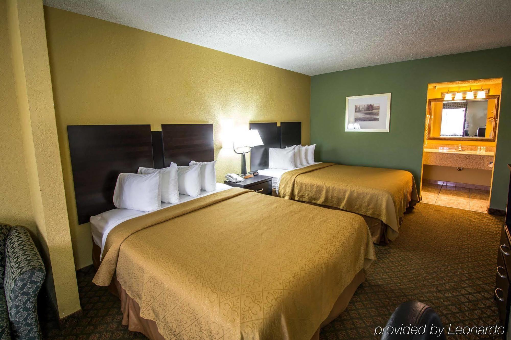 Quality Inn & Suites Orlando Airport Eksteriør bilde